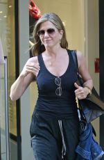 JENNIFER ANISTON Out and About in New York 2406