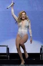 JENNIFER LOPEZ Performs at 103.5 Ktu’s Ktuphoria 2014 in East Rutherford