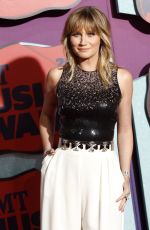 JENNIFER NETTLES at 2014 CMT Music Awards in Nashville