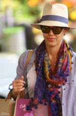 JESSICA ALBA Shopping at Whole Foods in Beverly Hills