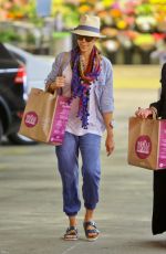 JESSICA ALBA Shopping at Whole Foods in Beverly Hills