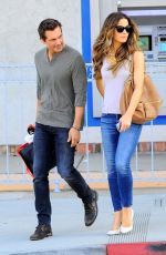 KATE BECKINSALE and Len Wiseman Out and About in Santa Monica 2106