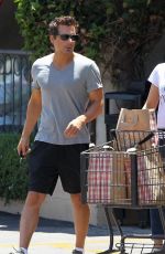 KATE BECKINSALE at Gelson