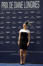 KATE WINSLET at Prix de Diane at Hippodrome De Chantilly in France