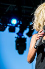 KELLIE PICKLER Performs at WYCD Downtown Hoedown 2014 in Detroit