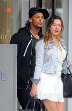 KELLY BROOK Leaves Shangri-La Hotel in London