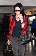 LAURA PERPON at LAX Airport in Los Angeles 2006