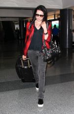 LAURA PERPON at LAX Airport in Los Angeles 2006
