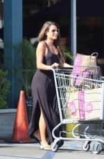 LEA MICHELE Shopping at Whole Foods in Los Angeles