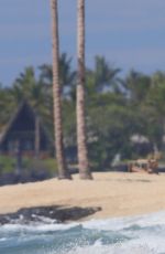 LEANN RIMES and Eddie Cibrian at a Beach in Hawaii