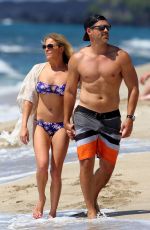 LEANN RIMES and Eddie Cibrian at a Beach in Hawaii