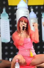 LILY ALLEN Performs at Glastonbury Festival