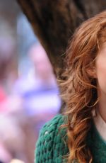 LILY COLE - Veja Photocall