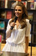 MARIA MENOUNOS Signig Book in Huntington Beach