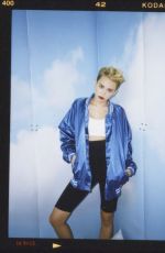 MILEY CYRUS - Bangerz Album Photoshoot