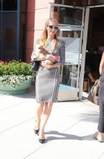 PARIS HILTON Arrives at a Spa in Los Angeles