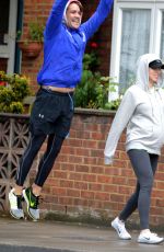 Pregnant SCARLETT JOHANSSON Out and About in London