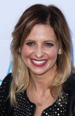 SARAH MICHELLE GELLAR at 2014 Hollywood Bowl Hall of Fame and Opening Night Concert
