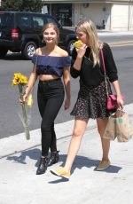 STEFANIE SCOTT Out and About in Los Angeles 0806