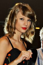 TAYLOR SWIFT at Narita International Airport in Tokyo