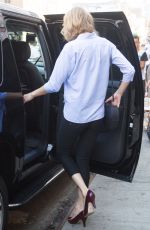 TAYLOR SWIFT Out and About in new York 1706