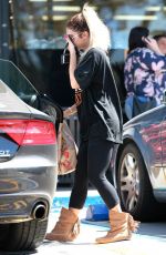 VANESSA HUDGENS Leaves Trader Joe