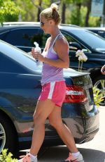 BRITNEY SPEARS Leaves a Gym in Calabasas