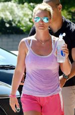 BRITNEY SPEARS Leaves a Gym in Calabasas