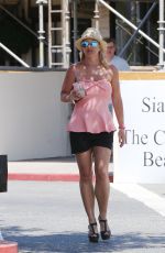 BRITNEY SPEARS Out and About in Los Angeles