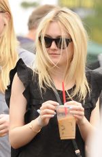 DAKOTA FANNING at a Farmer