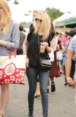 DAKOTA FANNING at a Farmer