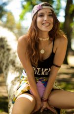 DANI THORNE - Fabulous Stains Photoshoot