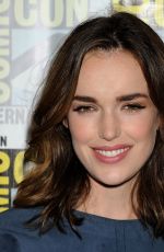 ELIZABETH HENSTRIDGE at Entertainment Weekly’s Comic-con Celebration