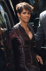 HALLE BERRY Arrives at Late Show with David Letterman