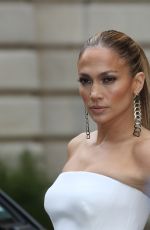 JENNIFER LOPEZ at Versace Fashion Show in Paris