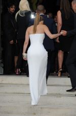 JENNIFER LOPEZ at Versace Fashion Show in Paris