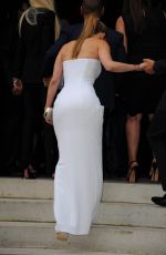JENNIFER LOPEZ at Versace Fashion Show in Paris