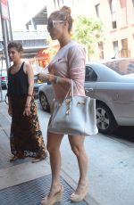 JENNIFER LOPEZ Out and About in Soho
