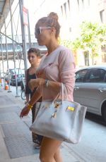 JENNIFER LOPEZ Out and About in Soho