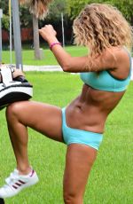 JENNIFER NICOLE LEE Working Out at a Park in Miami