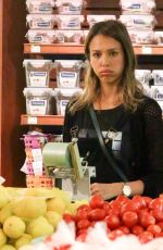 JESSICA ALBA Shopping at Whole Foods in Los Angeles