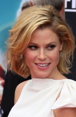 JULIE BOWEN at Planes: Fire and Rescue Premiere in Hollywood
