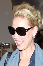 KATHERINE HEIGL Arrives at LAX Airport in Los Angeles
