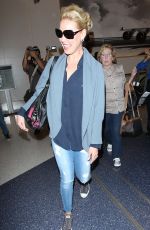 KATHERINE HEIGL Arrives at LAX Airport in Los Angeles