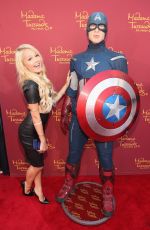 kelli berglund - premiere of marvel