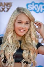 kelli berglund - premiere of marvel