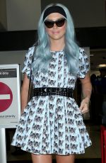 KESHA at Los Angeles International Airport