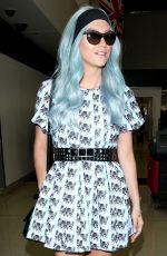 KESHA at Los Angeles International Airport