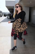 KHLOE KARDASHIAN Arrives at Los Angeles International Airport