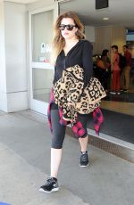 KHLOE KARDASHIAN Arrives at Los Angeles International Airport